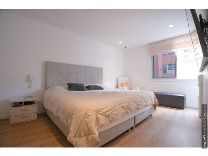 Apartamento de 3 alcobas en venta en Usaquen, Bogotá, 176 m² · foto 2 de 24