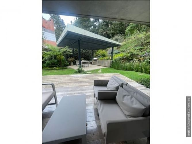 Casa de 4 alcobas en venta en Suba Urbano, Bogotá, 681 m² · foto 2 de 24