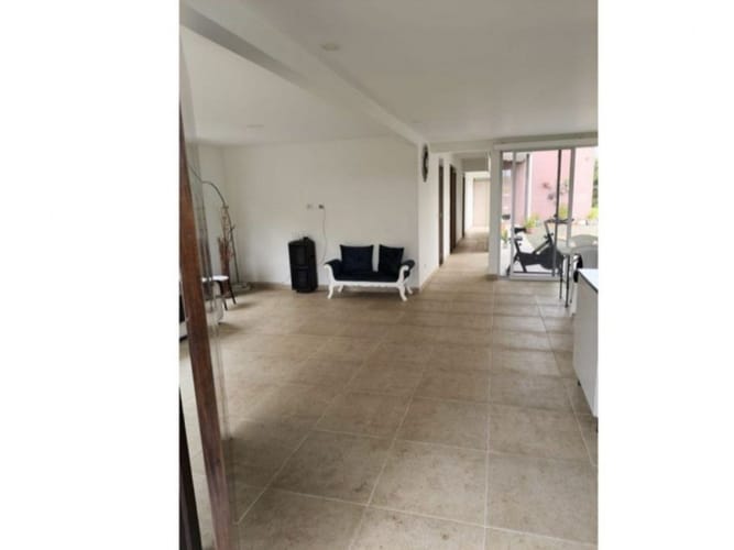 Casa de 4 alcobas en venta en Condina, Pereira, 255 m² · foto 6 de 10