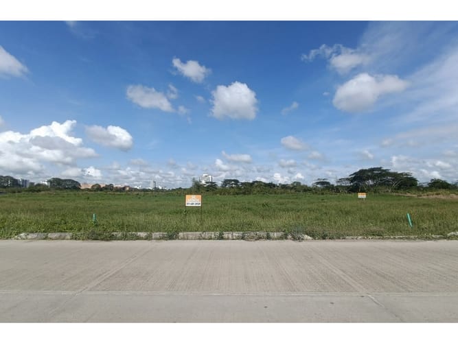 Lote en venta en Sevilla, Montería, 435 m² · foto 2 de 7