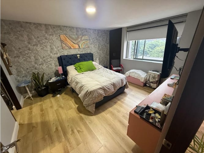Apartamento de 2 alcobas en venta en El Poblado, Medellín, 111 m² · foto 7 de 17