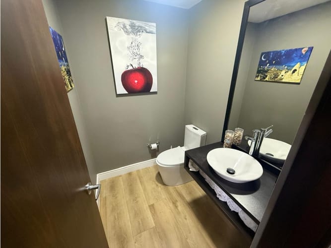 Apartamento de 2 alcobas en venta en El Poblado, Medellín, 111 m² · foto 14 de 17