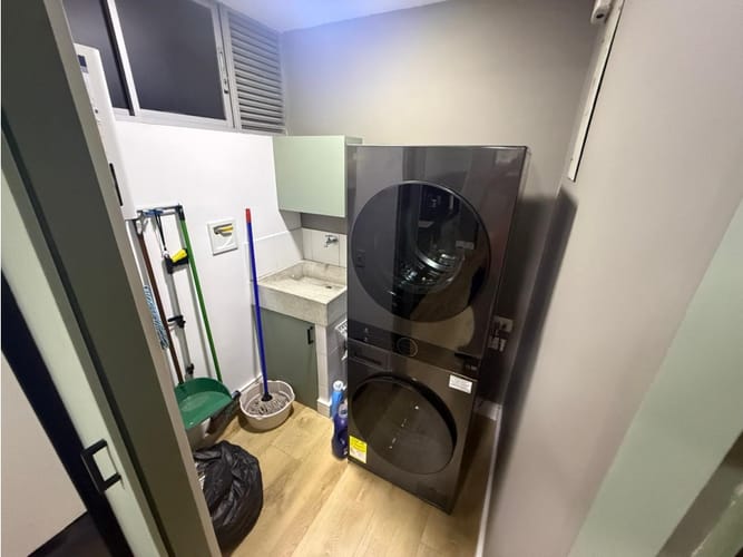 Apartamento de 2 alcobas en venta en El Poblado, Medellín, 111 m² · foto 17 de 17