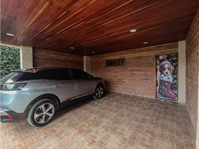 Casa de 3 alcobas en venta en La Ceiba, Montería, 758 m² · foto 2 de 20