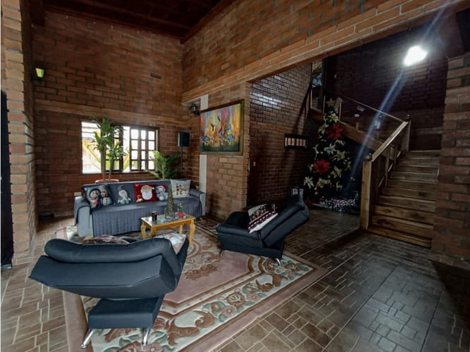 Casa de 3 alcobas en venta en La Ceiba, Montería, 758 m² · foto 3 de 20