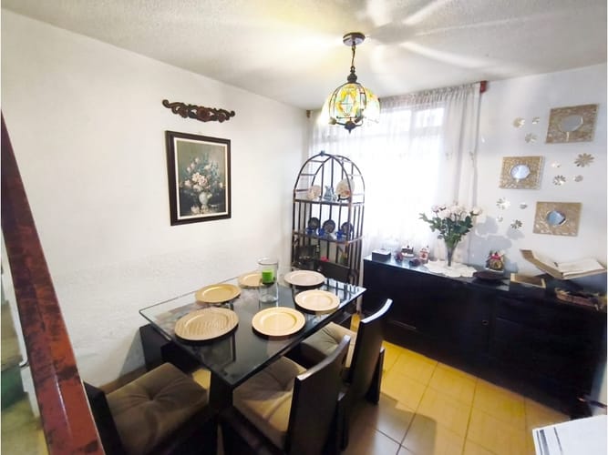 Casa de 4 alcobas en venta en San Fernando, Bogotá, 98 m² · foto 2 de 21