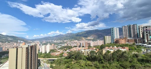Apartamento de 3 alcobas en venta en Santa Ana, Bello, 58 m² · foto 3 de 13