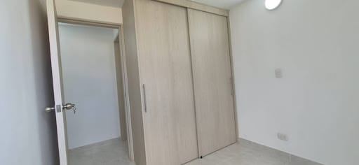 Apartamento de 3 alcobas en venta en Santa Ana, Bello, 58 m² · foto 10 de 13