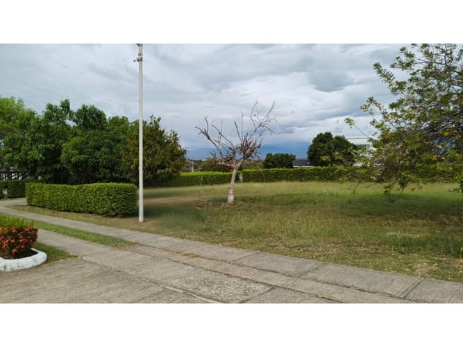 Lote en venta en Cuisinde, Neiva, 1213 m² · foto 2 de 9