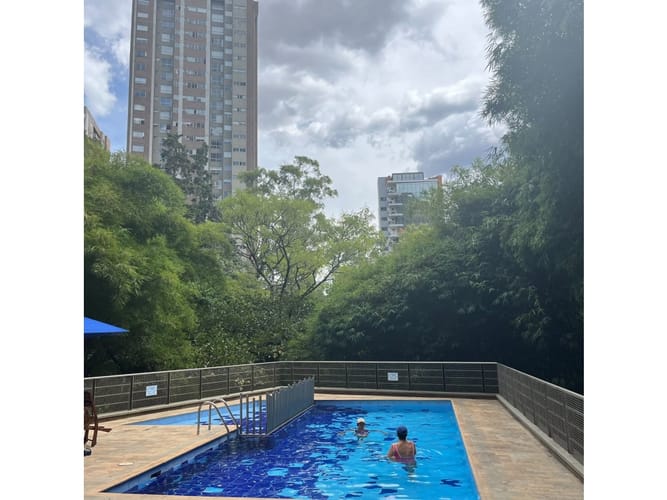 Apartamento de 3 alcobas en venta en Las Lomas, Medellín, 305 m² · foto 8 de 10