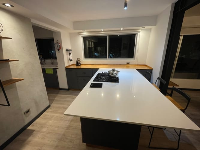 Apartamento de 3 alcobas en arriendo en El Poblado, Medellín, 180 m² · foto 6 de 13