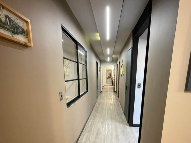 Apartamento de 3 alcobas en arriendo en El Poblado, Medellín, 180 m² · foto 11 de 13
