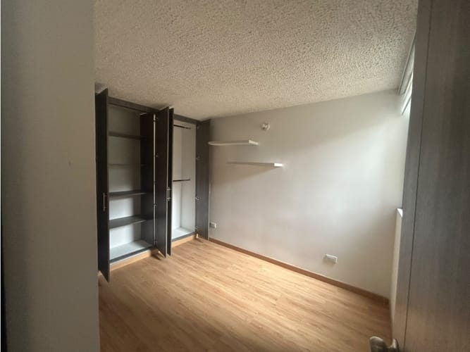 Apartamento de 2 alcobas en venta en Los Trigales, Tunja, 45 m² · foto 3 de 13