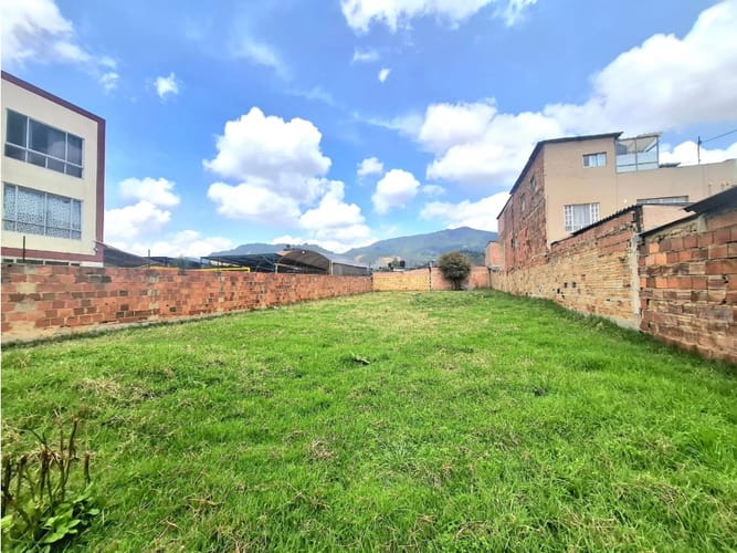 Lote en venta en Capellania, Cajicá, 680 m² · foto 2 de 6