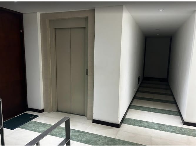 Apartamento de 3 alcobas en venta en Santa Barbara Occidental, Bogotá, 161 m² · foto 20 de 22