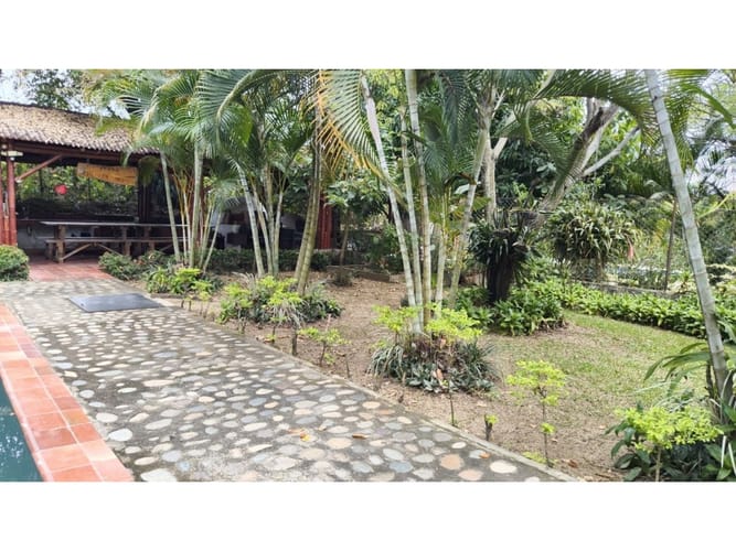 Casa de 4 alcobas en venta en Pedregal, Neiva, 270 m² · foto 9 de 24