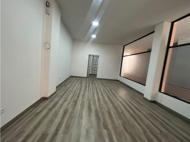 Oficina en venta en Centro Historico, Tunja, 33 m² · foto 3 de 11