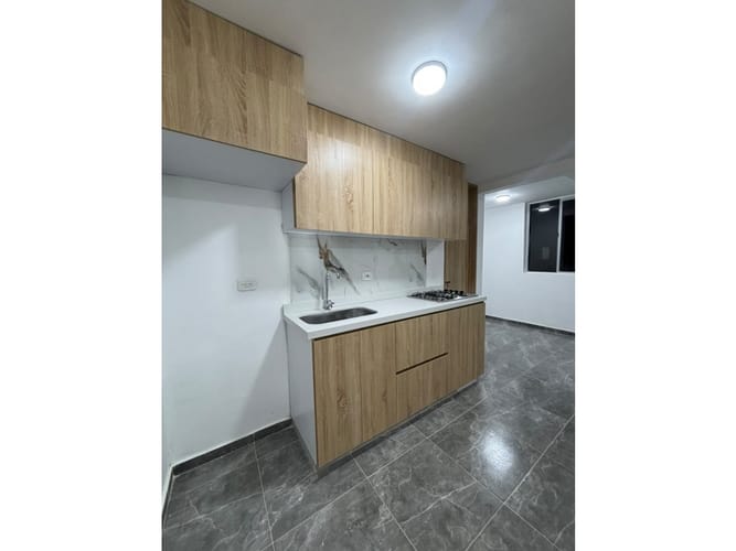 Apartaestudio en venta en Fontibon, Bogotá, 28 m² · foto 3 de 13