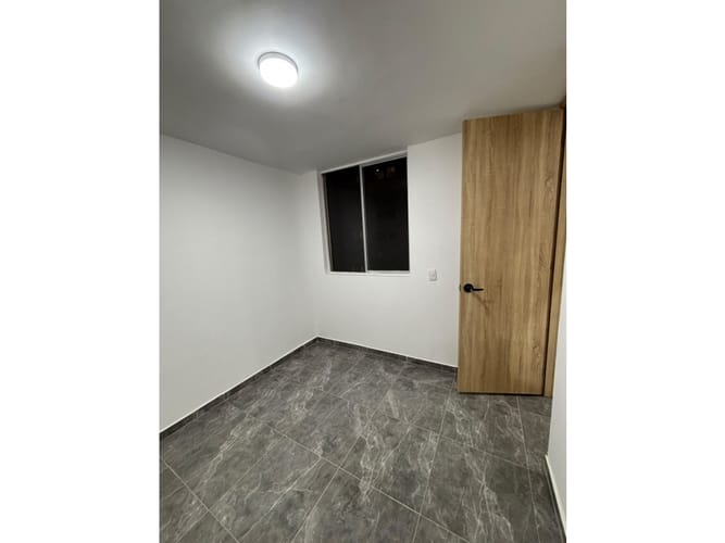 Apartaestudio en venta en Fontibon, Bogotá, 28 m² · foto 8 de 13