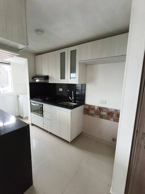 Apartamento de 2 alcobas en arriendo en San German, Medellín, 52 m² · foto 2 de 14