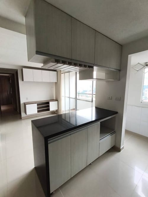 Apartamento de 2 alcobas en arriendo en San German, Medellín, 52 m² · foto 3 de 14