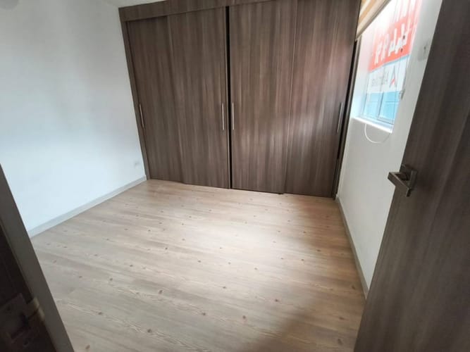Apartamento de 2 alcobas en arriendo en San German, Medellín, 52 m² · foto 9 de 14