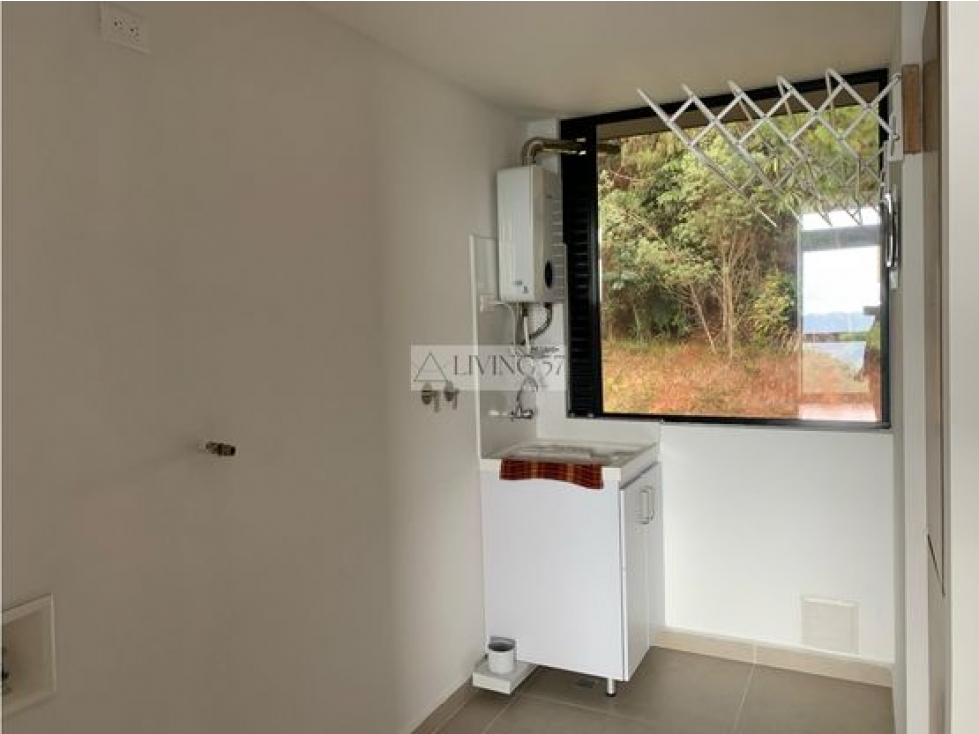 Apartamento de 2 alcobas en venta en El Retiro, 129 m² · foto 13 de 24