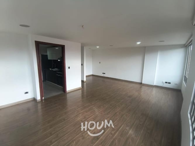 Apartamento de 3 alcobas en arriendo en Santa Barbara, Bogotá, 114 m² · foto 2 de 19