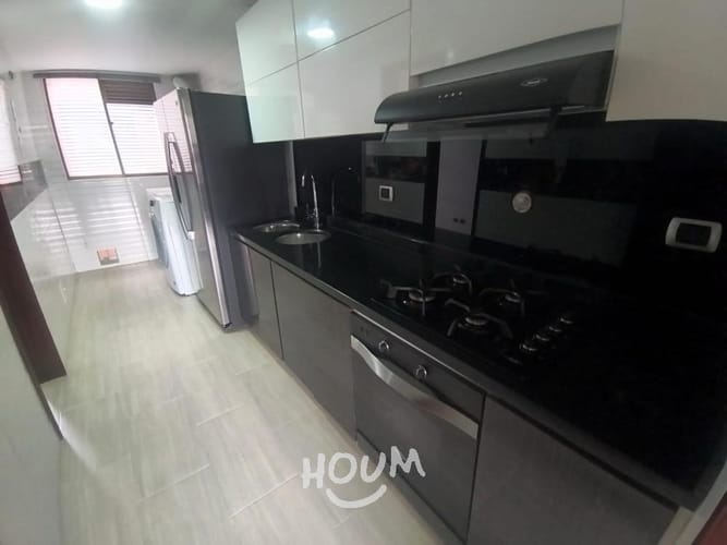 Apartamento de 3 alcobas en arriendo en Santa Barbara, Bogotá, 114 m² · foto 8 de 19