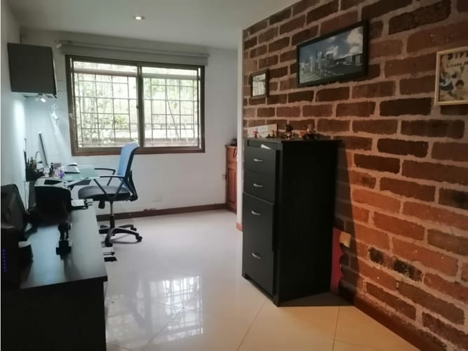Casa de 3 alcobas en venta en Vegas De La Doctora, Sabaneta, 217 m² · foto 13 de 24