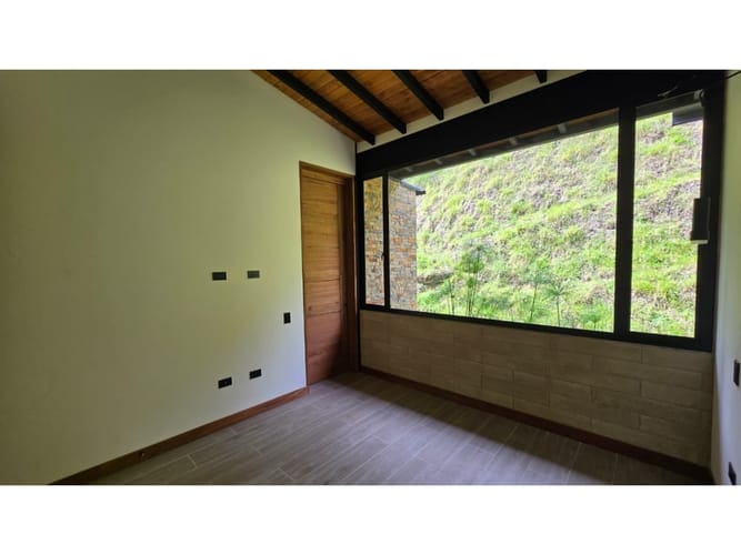 Casa de 4 alcobas en venta en El Retiro, 270 m² · foto 20 de 24