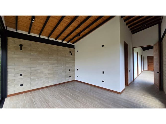 Casa de 4 alcobas en venta en El Retiro, 270 m² · foto 21 de 24