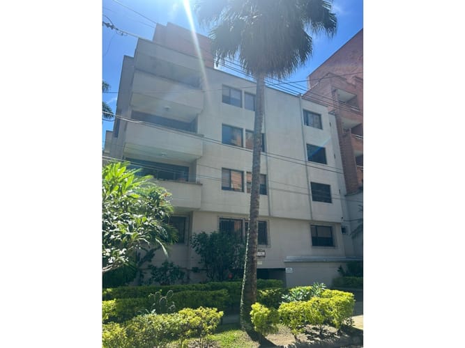 Apartamento de 4 alcobas en venta en Suramericana, Medellín, 144 m² · foto 2 de 22