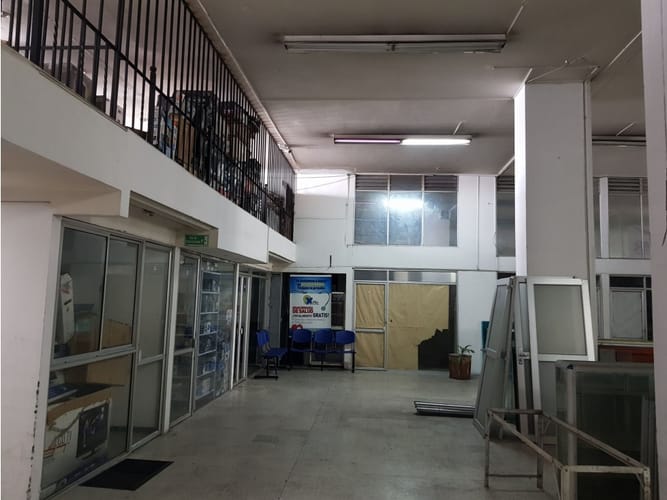 Local en venta en El Centro, Manizales, 2413 m² · foto 9 de 16