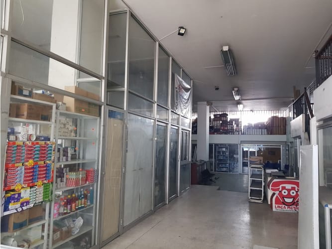 Local en venta en El Centro, Manizales, 2413 m² · foto 12 de 16