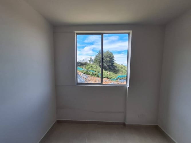 Apartamento de 3 alcobas en venta en El Porvenir, Rionegro, 48 m² · foto 6 de 13