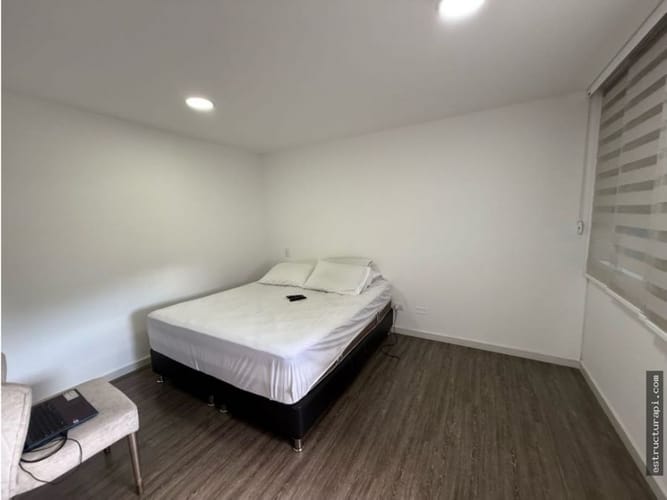 Apartamento de 3 alcobas en venta en Castilla, Medellín, 111 m² · foto 2 de 16