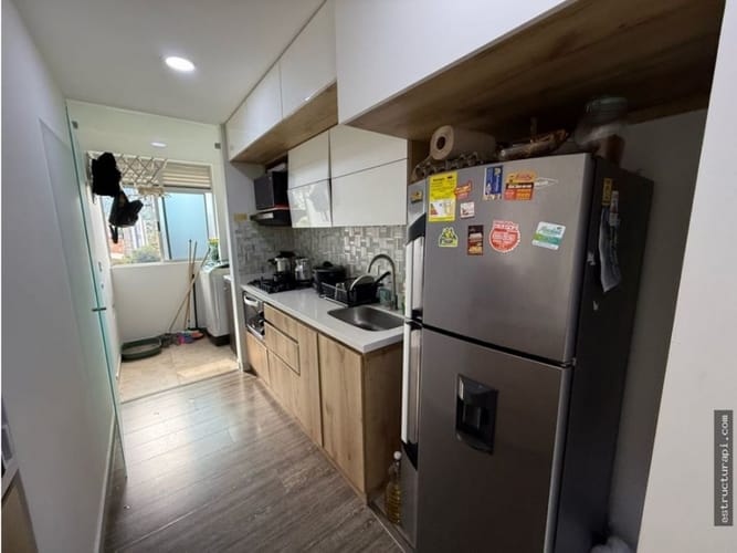 Apartamento de 3 alcobas en venta en Castilla, Medellín, 111 m² · foto 9 de 16