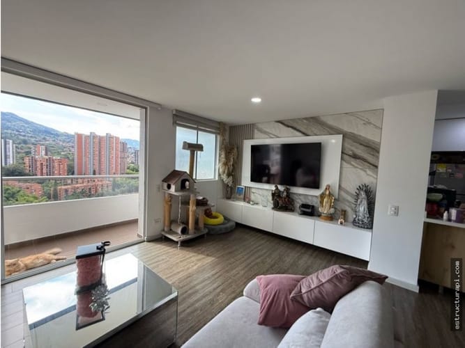 Apartamento de 3 alcobas en venta en Castilla, Medellín, 111 m² · foto 12 de 16