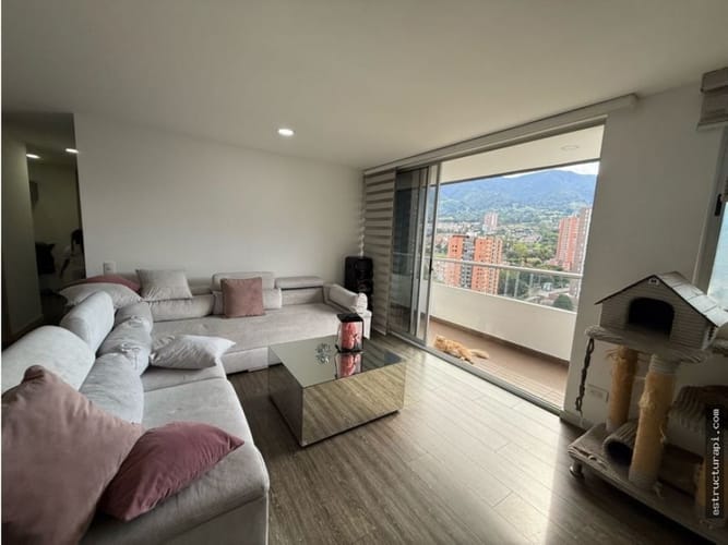 Apartamento de 3 alcobas en venta en Castilla, Medellín, 111 m² · foto 13 de 16