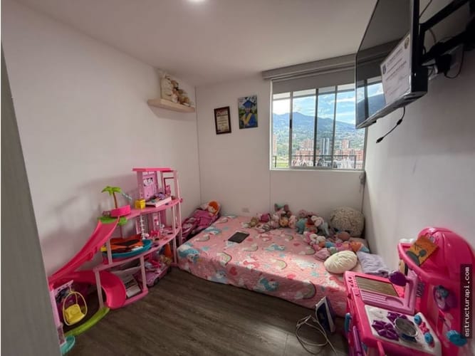 Apartamento de 3 alcobas en venta en Castilla, Medellín, 111 m² · foto 16 de 16