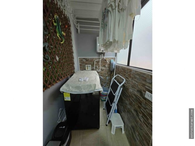 Apartamento de 2 alcobas en venta en Naranjal, Itagüí, 46 m² · foto 4 de 11
