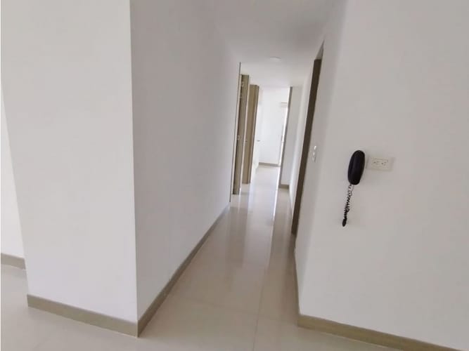 Apartamento de 1 alcoba en venta en Alamos, Pereira, 45 m² · foto 7 de 8