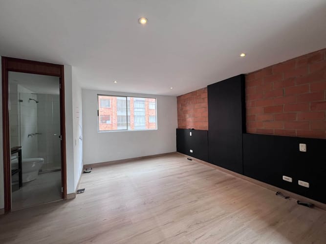 Apartamento de 1 alcoba en arriendo en Lalinde, Medellín, 67 m² · foto 8 de 11