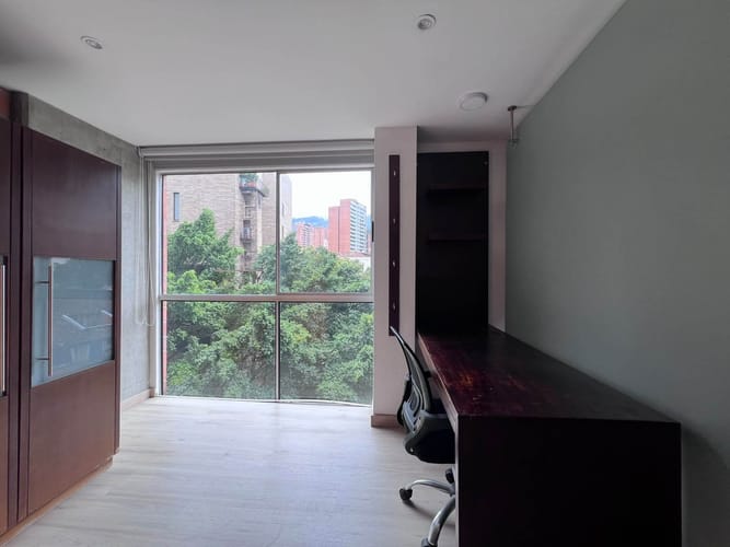 Apartamento de 1 alcoba en arriendo en Lalinde, Medellín, 67 m² · foto 6 de 11