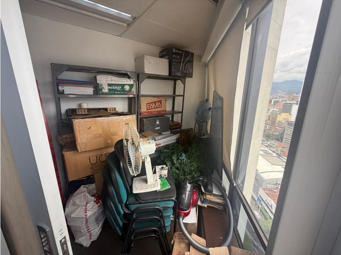 Oficina en venta en La Candelaria, Medellín, 74 m² · foto 8 de 11