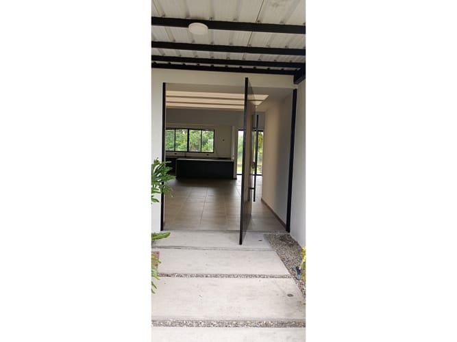 Casa de 5 alcobas en venta en Cruces, Armenia, 420 m² · foto 5 de 24