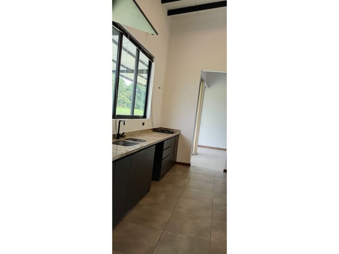 Casa de 5 alcobas en venta en Cruces, Armenia, 420 m² · foto 9 de 24