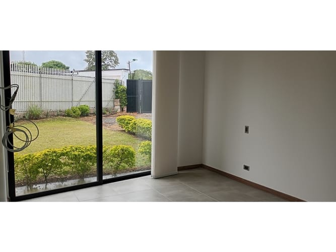 Casa de 5 alcobas en venta en Cruces, Armenia, 420 m² · foto 13 de 24