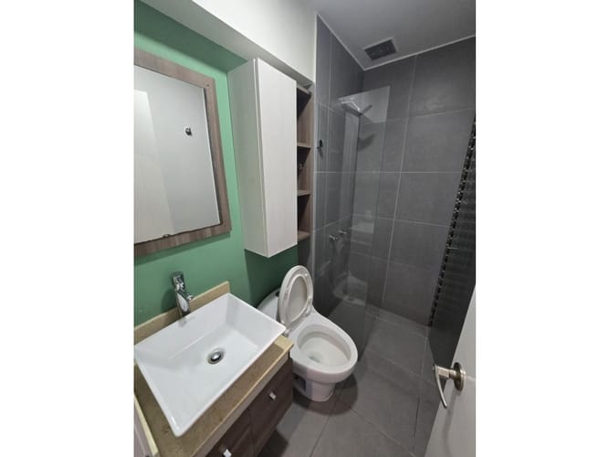 Apartamento de 2 alcobas en venta en Alamos, Pereira, 75 m² · foto 10 de 15